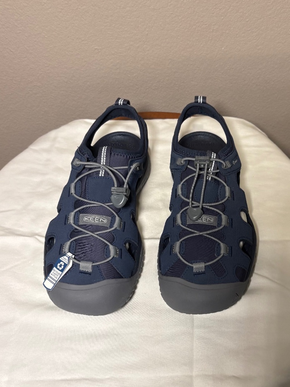 NIB KEEN SOLR Sandal Men's Water/Hiking Hybrid Sandal